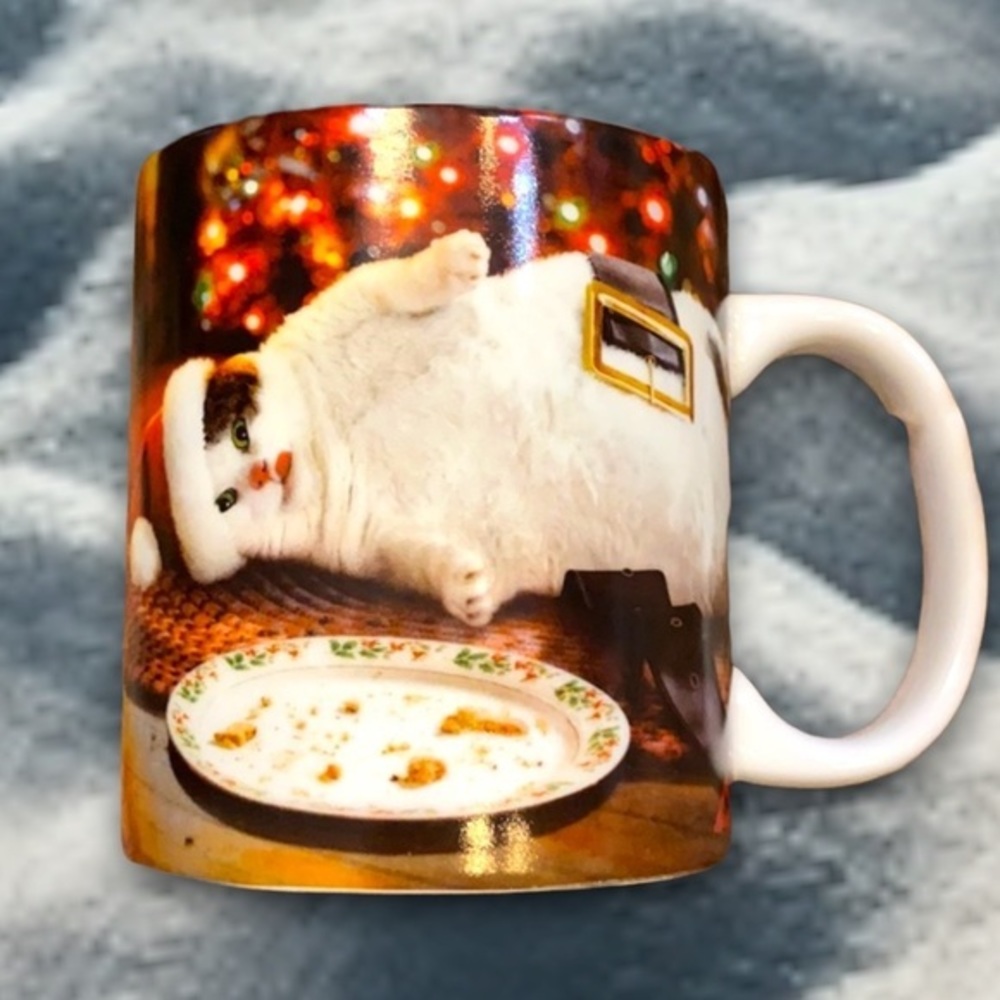 Santa Cat ate too many Cookies Coffee‎ Mug cypress